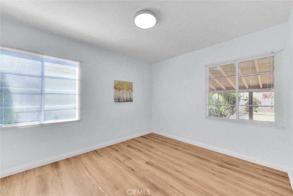 1309 E Norwood Place