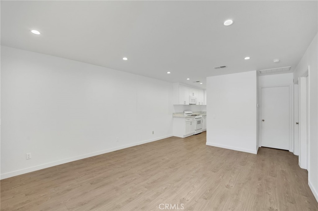 1117 Linden Avenue 5