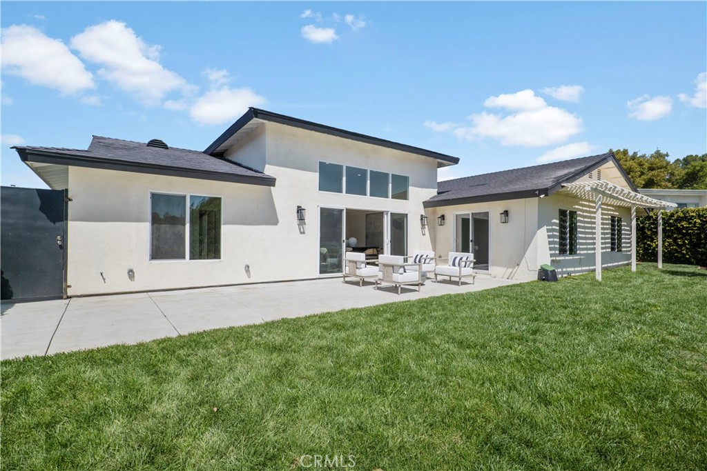 621 Camino Cerrado