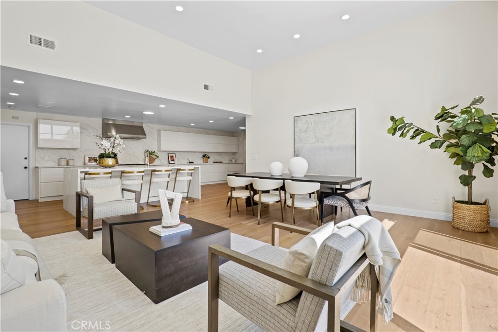 621 Camino Cerrado