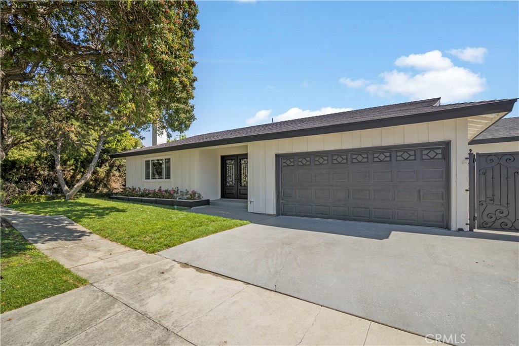621 Camino Cerrado