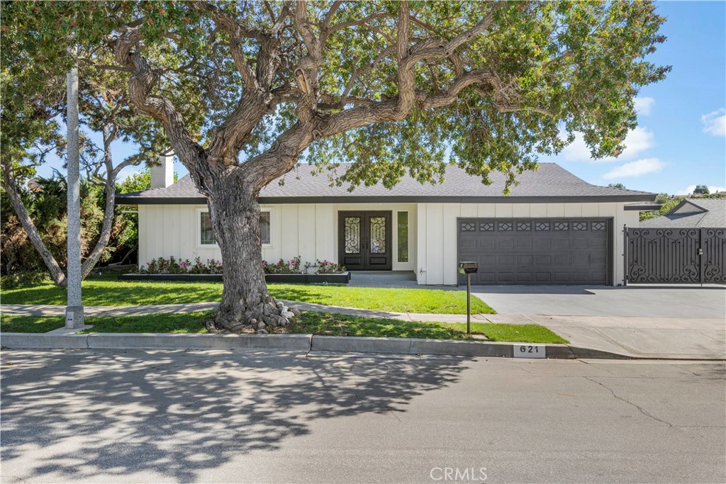 621 Camino Cerrado