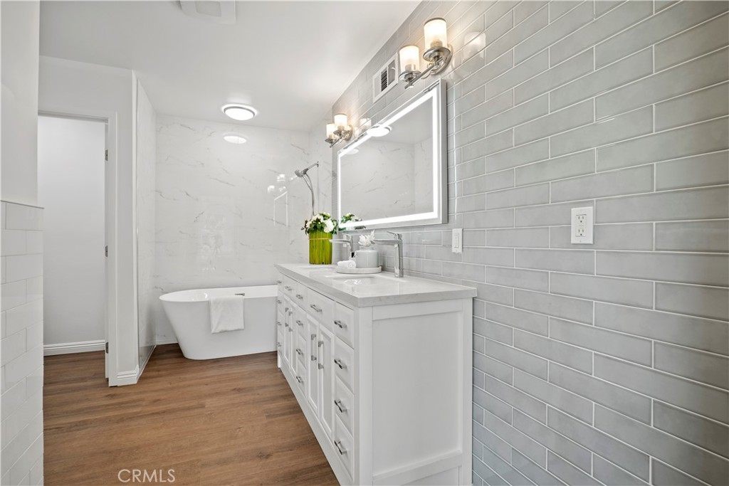 621 Camino Cerrado