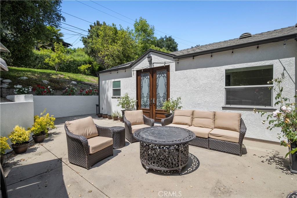 4637 Alveo Road