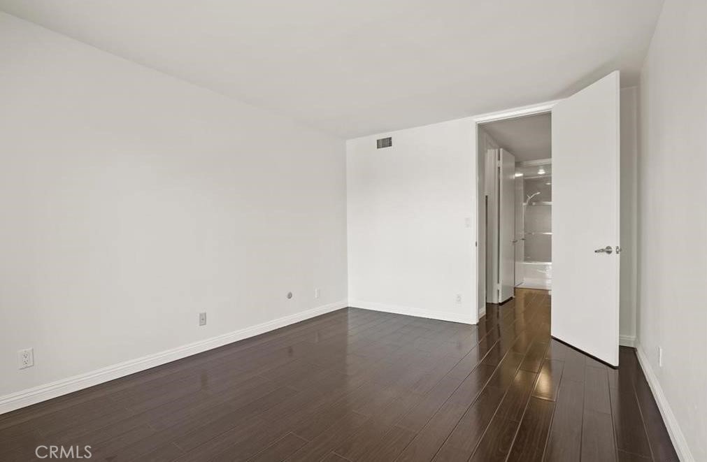 1401 Valley View Road 222