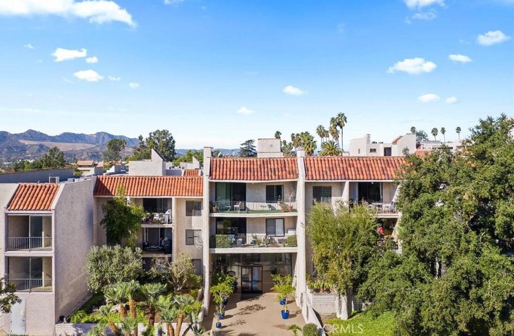 1401 Valley View Road 222