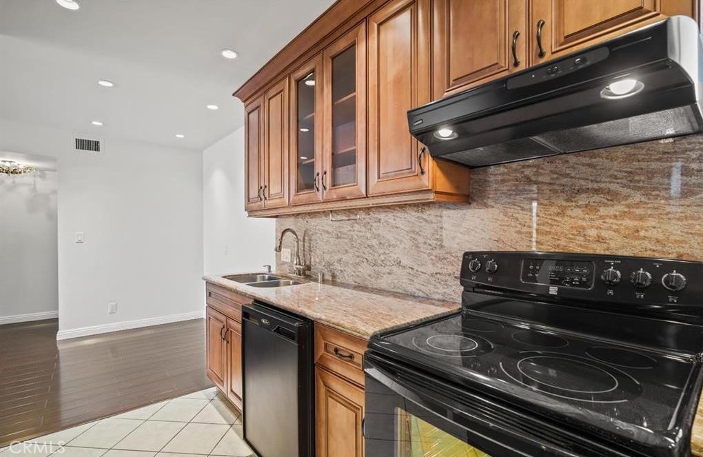 1401 Valley View Road 222