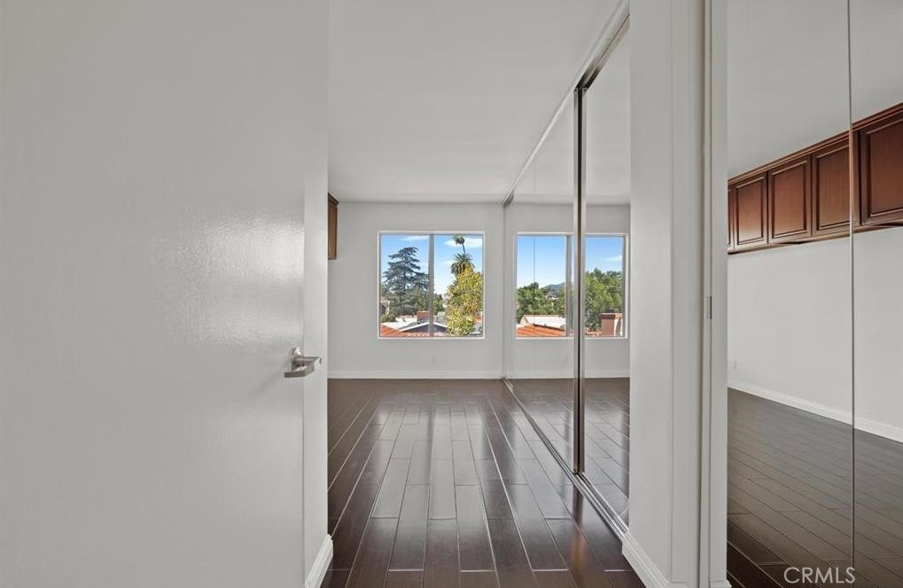 1401 Valley View Road 222