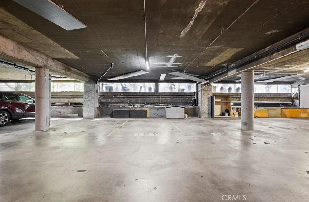 1401 Valley View Road 222