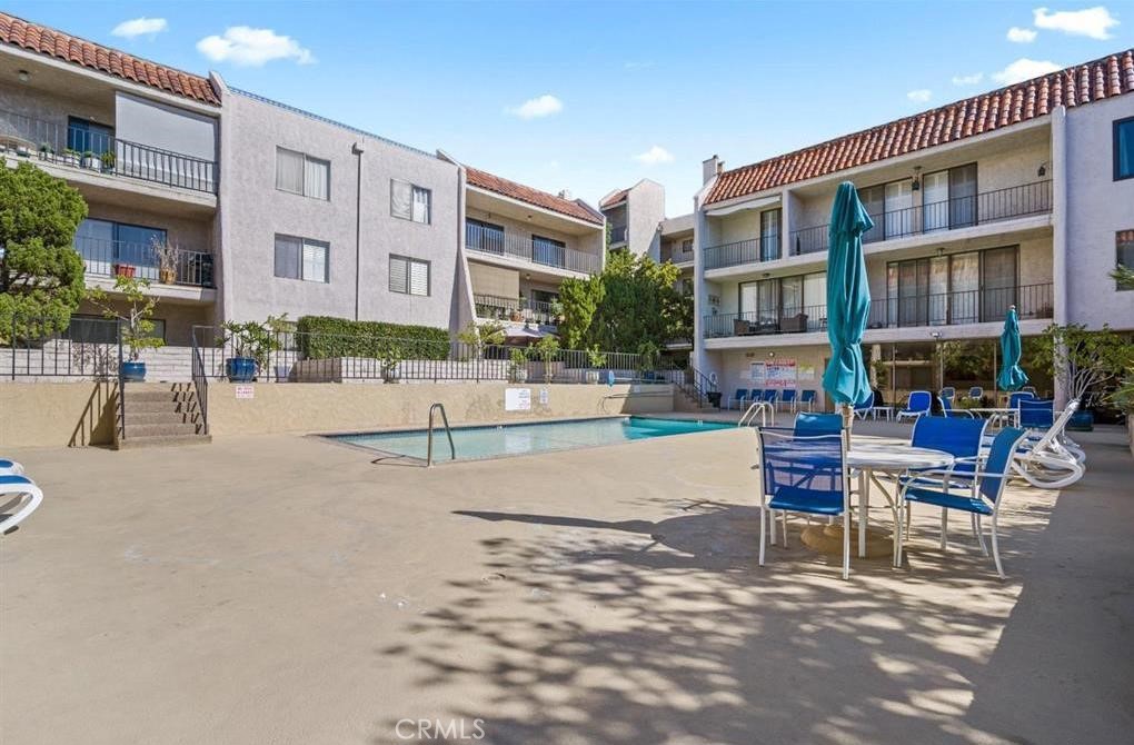 1401 Valley View Road 222
