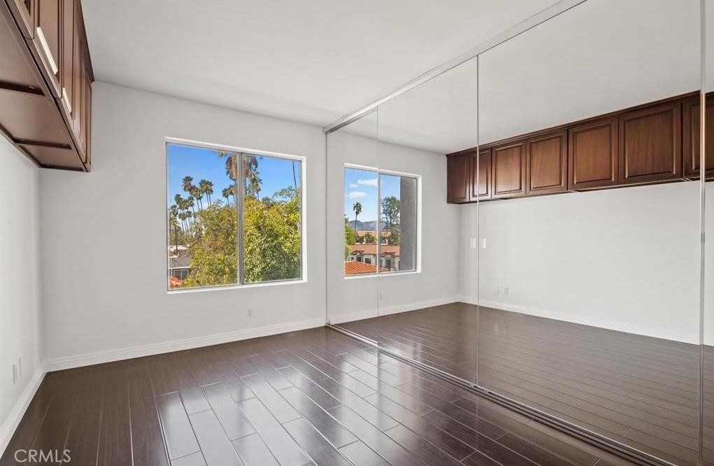 1401 Valley View Road 222