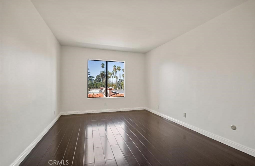 1401 Valley View Road 222