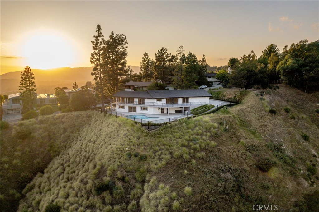 481 Starlight Crest Drive