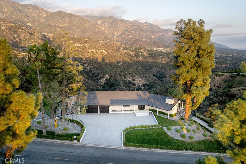 481 Starlight Crest Drive