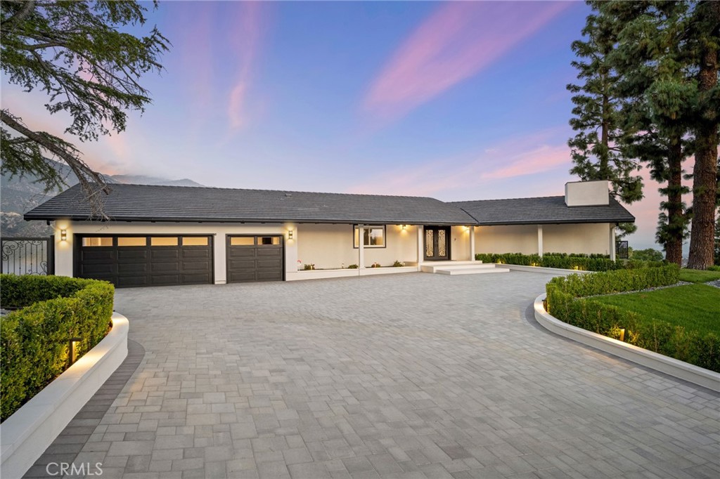 481 Starlight Crest Drive