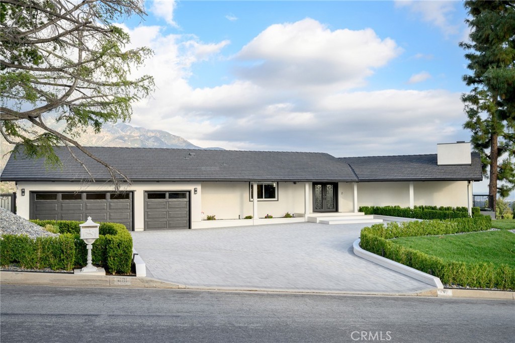 481 Starlight Crest Drive