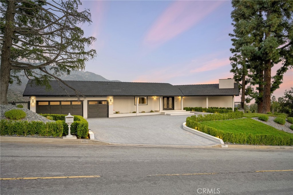 481 Starlight Crest Drive