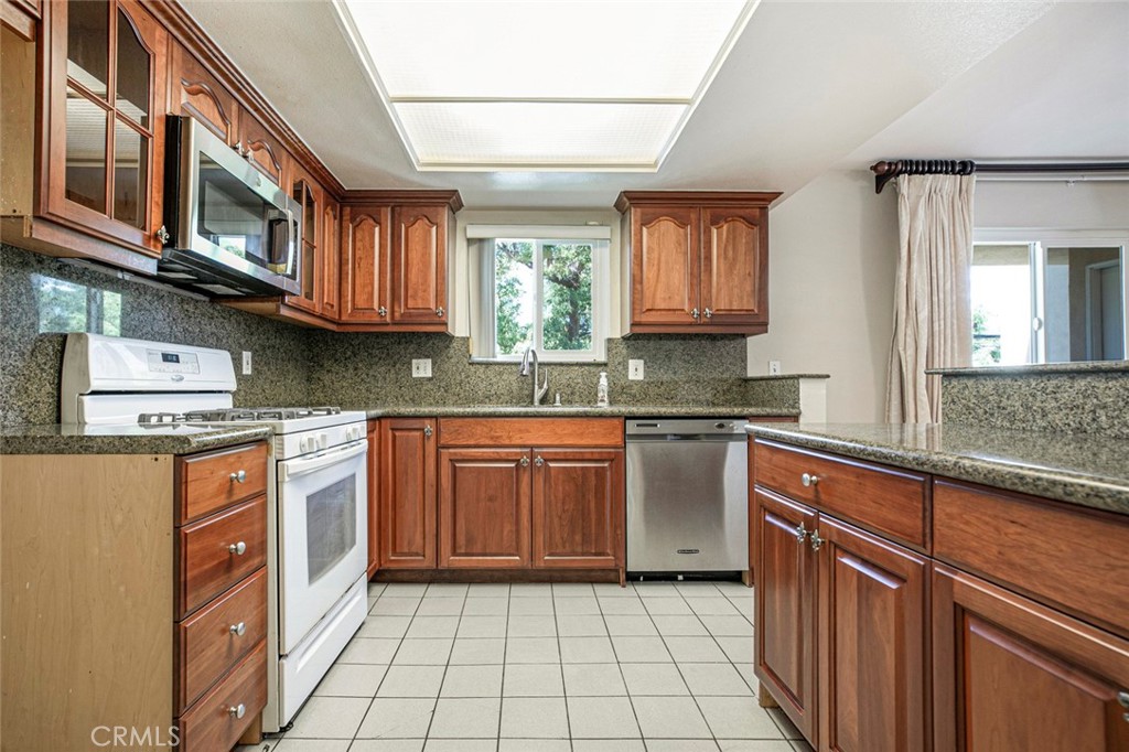 400 N 6th Street 202