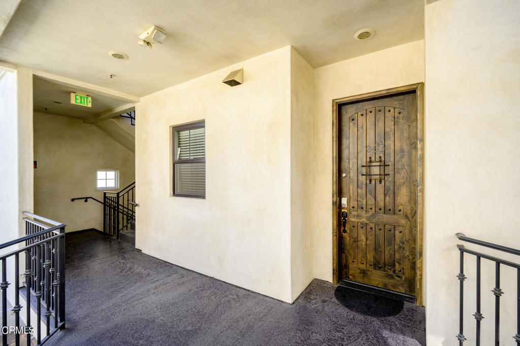 341 W California Avenue 203