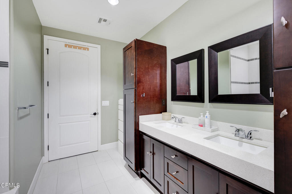 341 W California Avenue 203