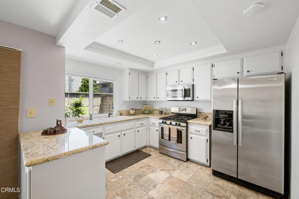 2041 Windsor Circle