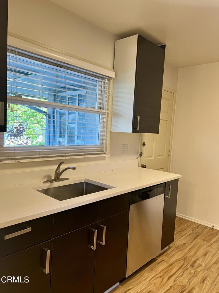 1602 Raymond Hill Road 3