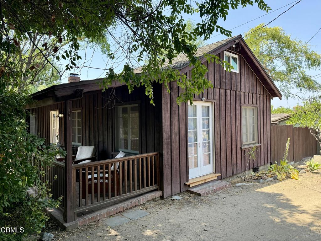 1070 W Milton Drive