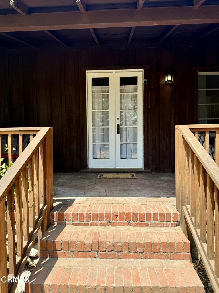 1070 W Milton Drive