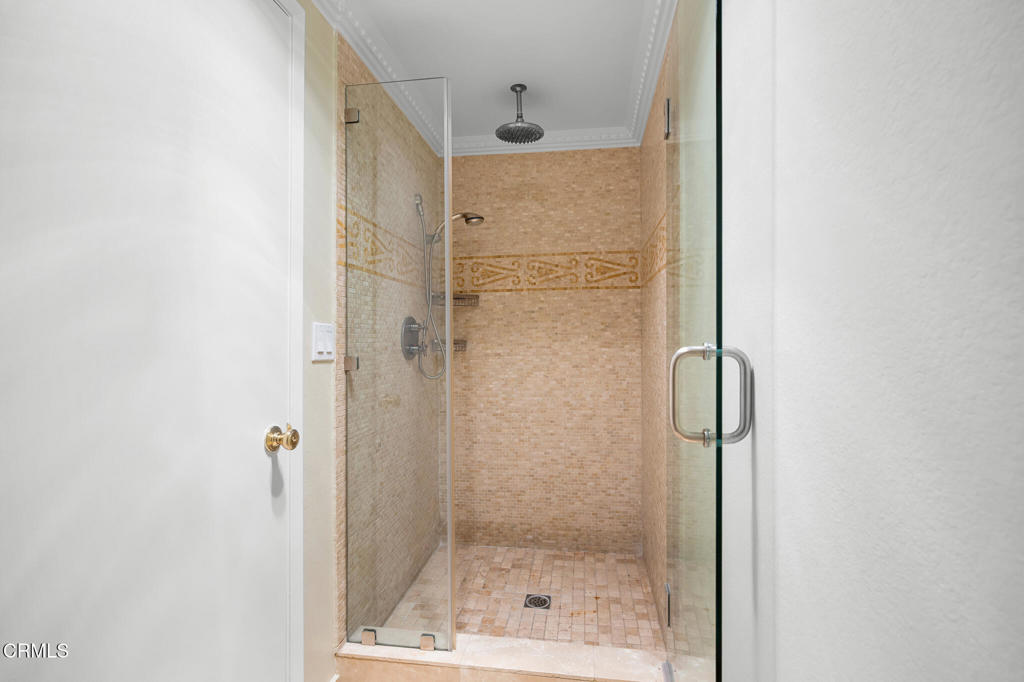 125 W Mountain Street 303