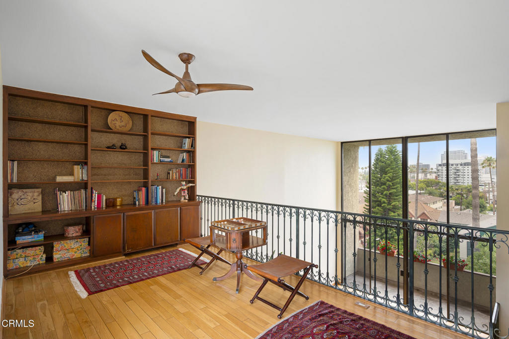 125 W Mountain Street 303
