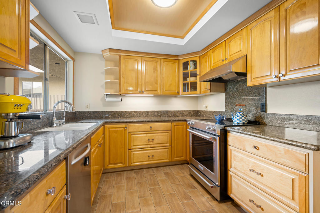 125 W Mountain Street 303