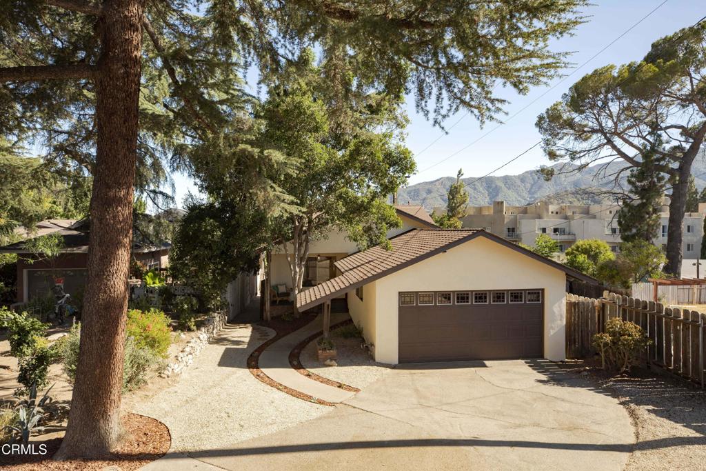 2846 Mayfield Avenue
