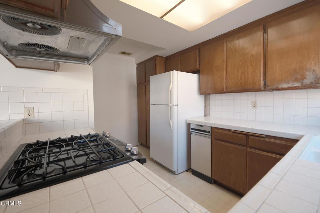 919 W San Marino Avenue D