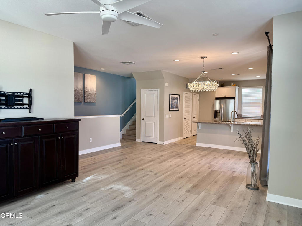 629 W Foothill Boulevard 32