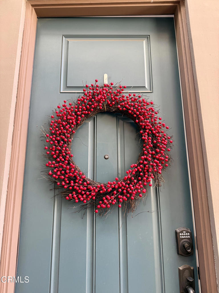 629 W Foothill Boulevard 32