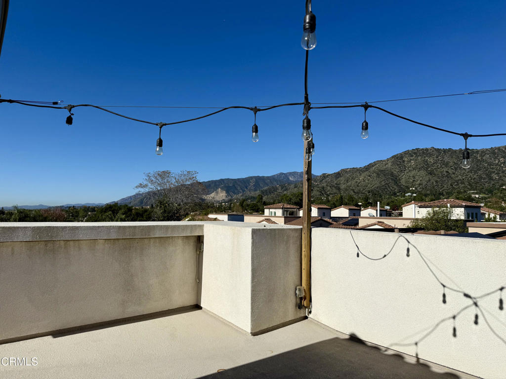 629 W Foothill Boulevard 32