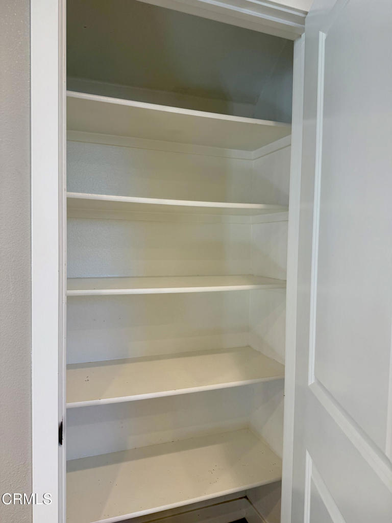 629 W Foothill Boulevard 32