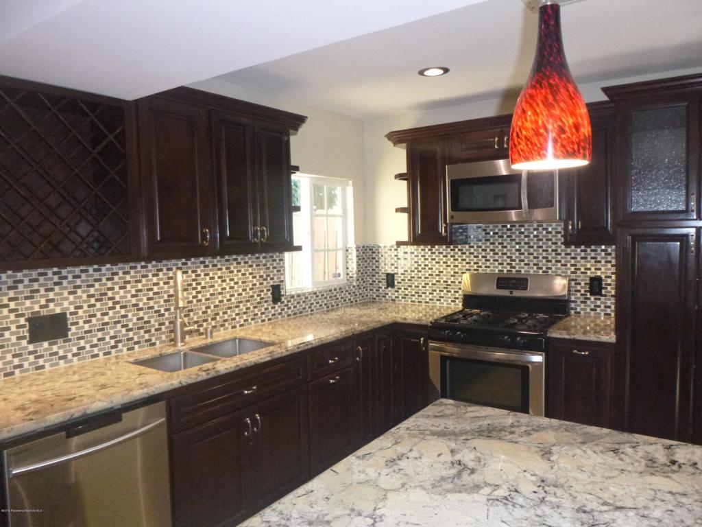770 W Altadena Drive