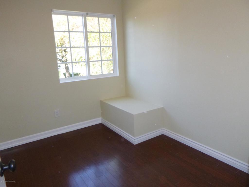 770 W Altadena Drive