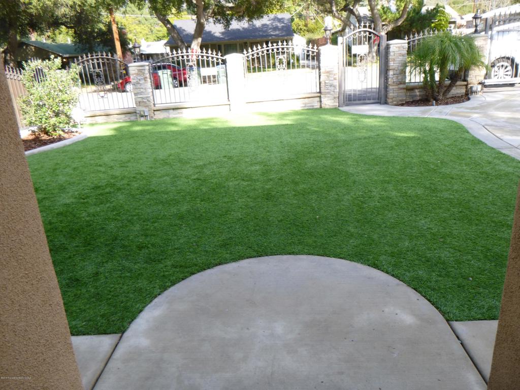 770 W Altadena Drive