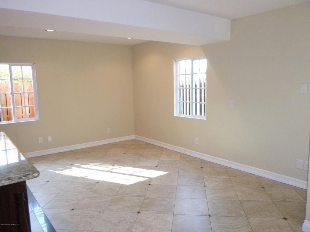 770 W Altadena Drive