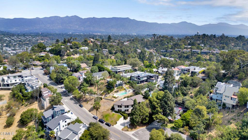 1742 Hill Drive