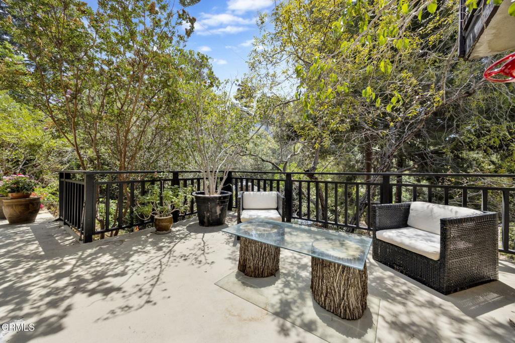 1742 Hill Drive