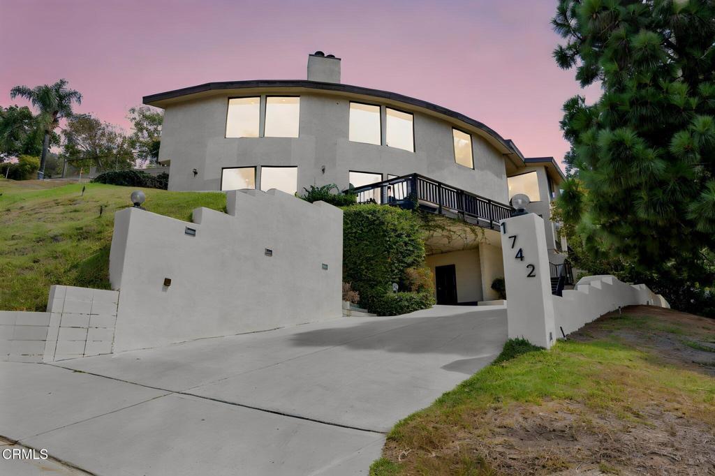 1742 Hill Drive