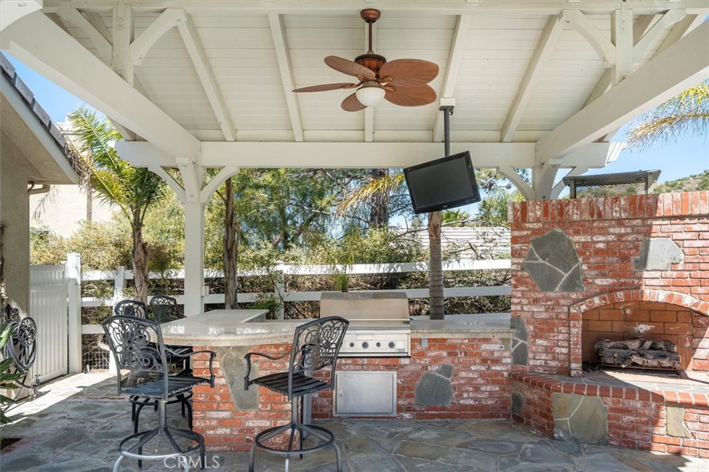 15263 Saddleback Road