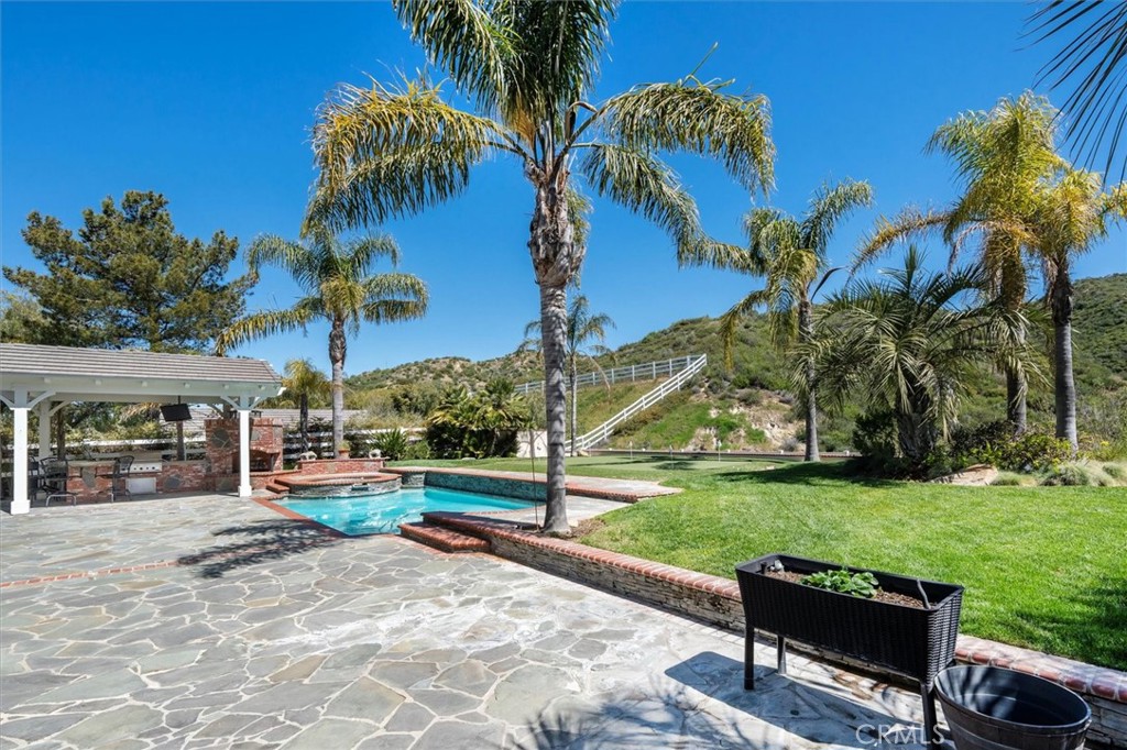 15263 Saddleback Road