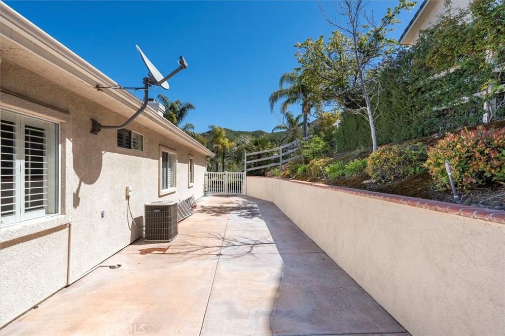 15263 Saddleback Road