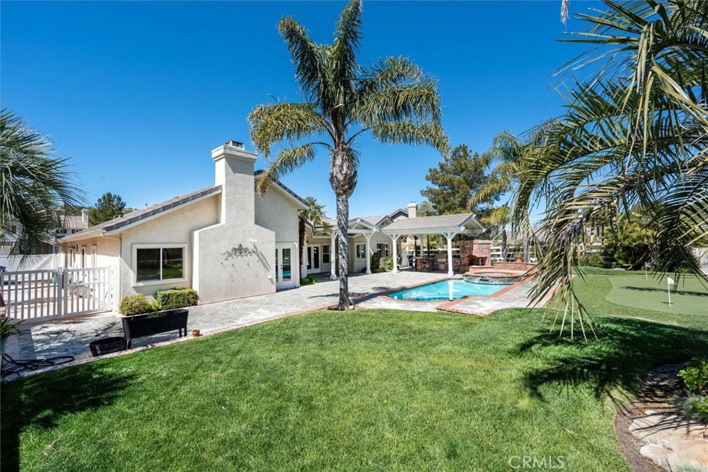 15263 Saddleback Road