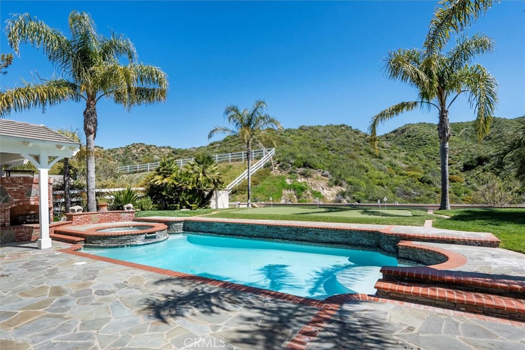 15263 Saddleback Road