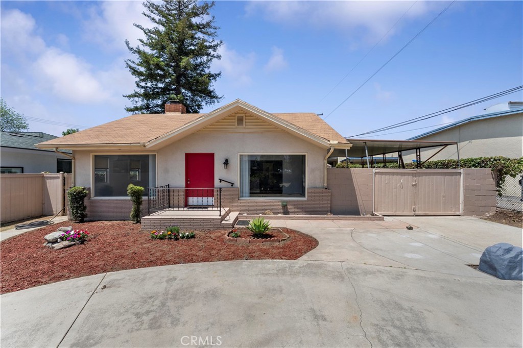6379 N Muscatel Avenue